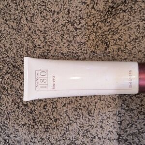 Nuskin 180 facewash